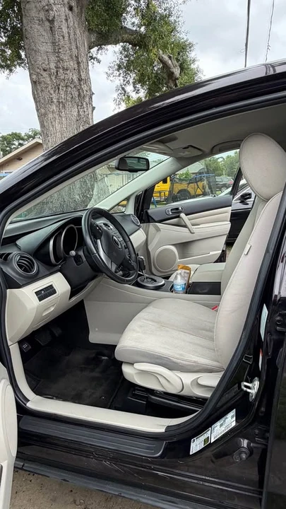 2010 Mazda CX-7 - Image 2 of 8