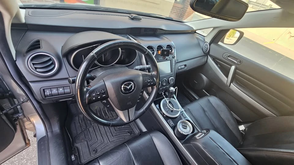 2010 Mazda CX-7 - Image 2 of 20