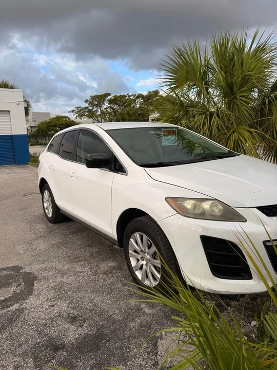 2010 Mazda CX-7 - Image 2 of 6