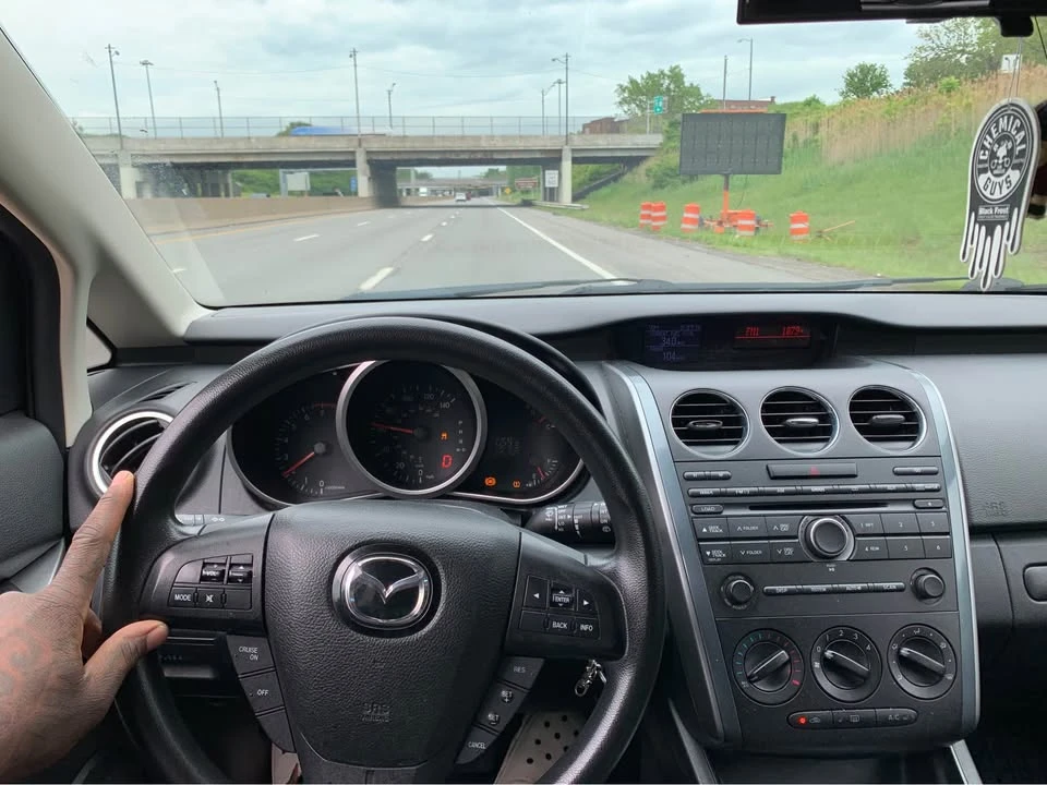 2010 Mazda CX-7 - Image 9 of 10