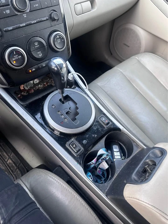 2010 Mazda CX-7 - Image 16 of 17
