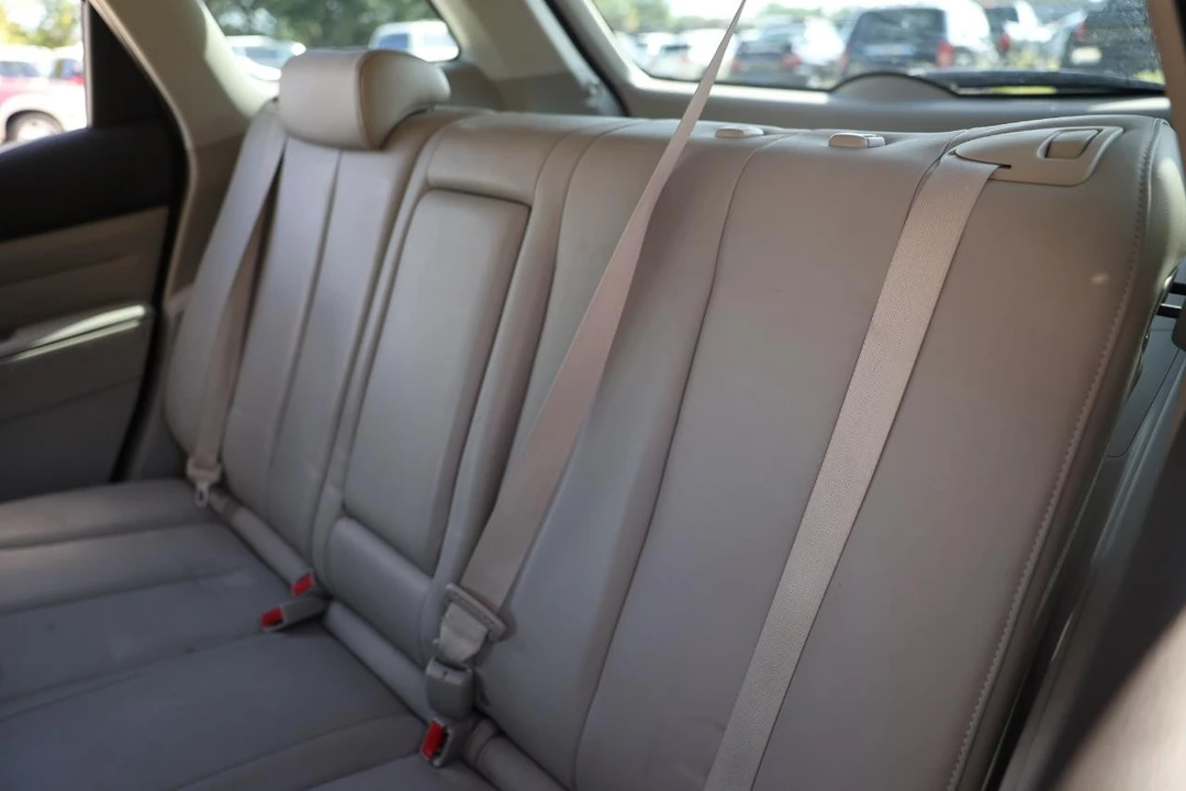 2010 Mazda CX-7 - Image 8 of 21