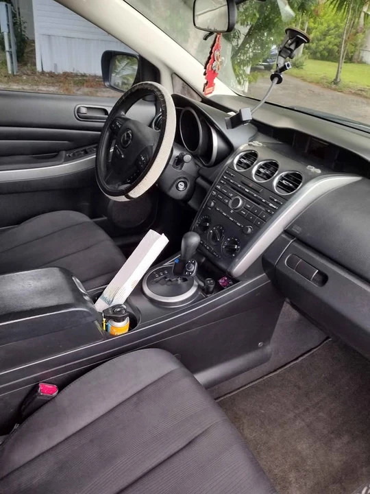 2010 Mazda CX-7 - Image 8 of 15