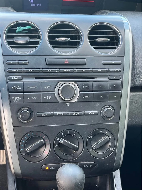 2010 Mazda CX-7 - Image 7 of 10