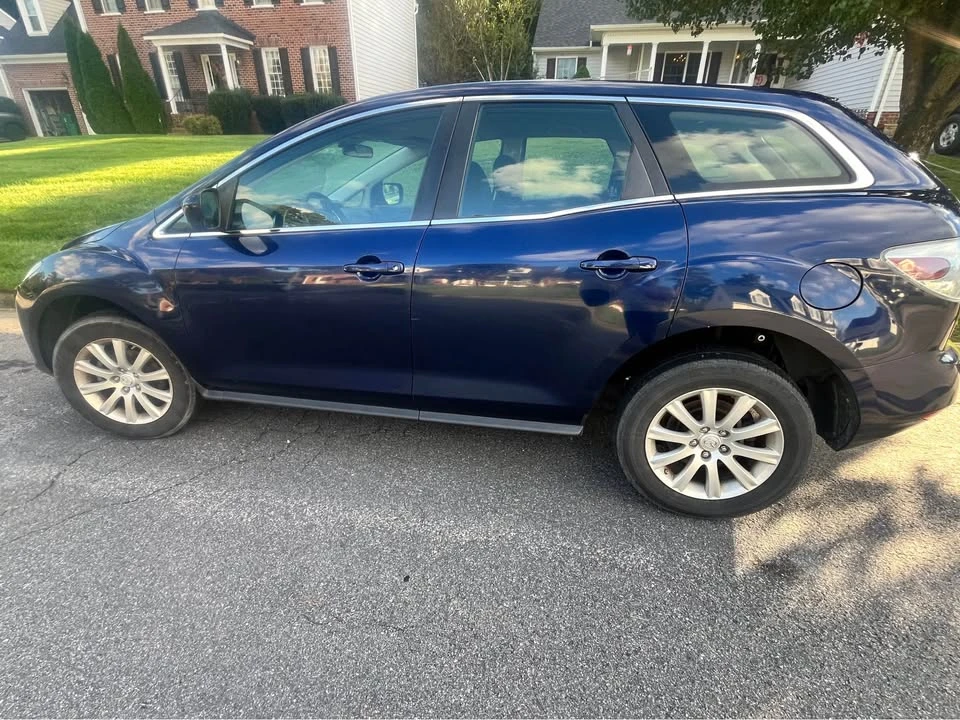 2010 Mazda CX-7 - Image 2 of 10