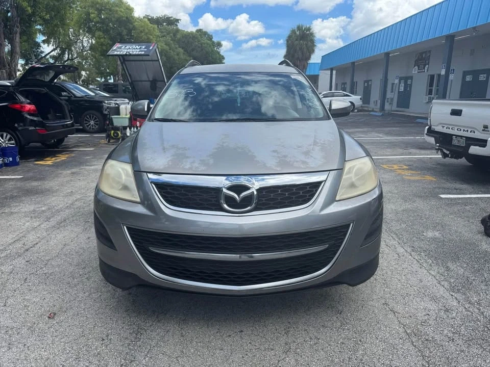 2010 Mazda CX-9 - Image 2 of 7