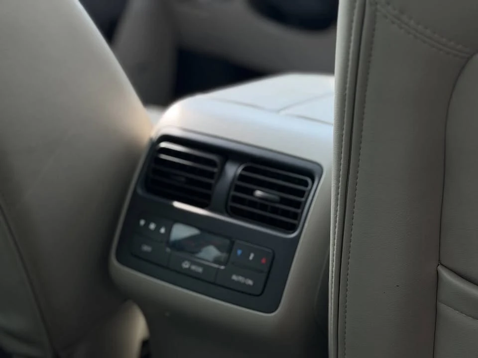 2010 Mazda CX-9 - Image 17 of 20