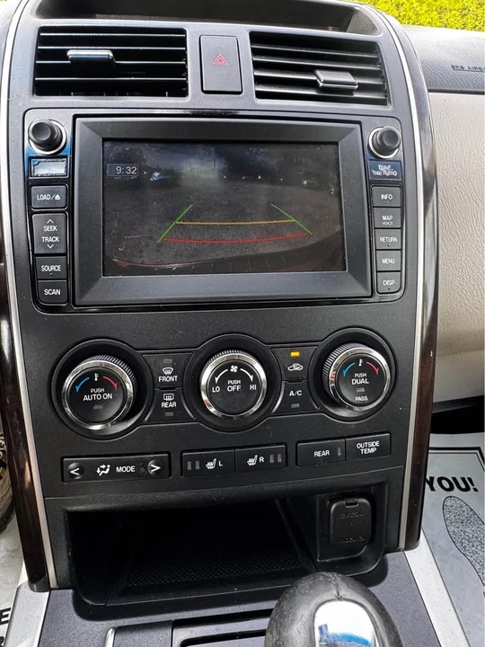 2010 Mazda CX-9 - Image 10 of 17