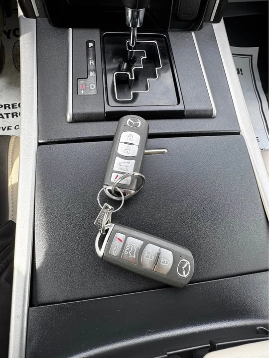 2010 Mazda CX-9 - Image 11 of 17