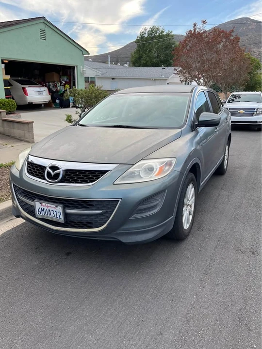 2010 Mazda CX-9 - Image 2 of 10