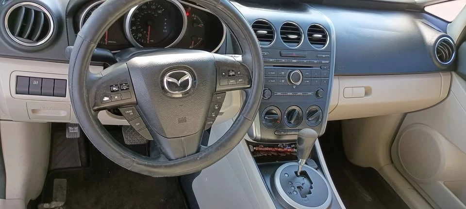 2010 Mazda CX-7 - Image 8 of 10