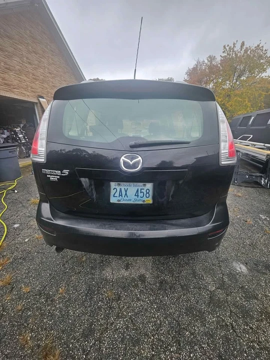 2010 Mazda Mazda 5 - Image 5 of 10