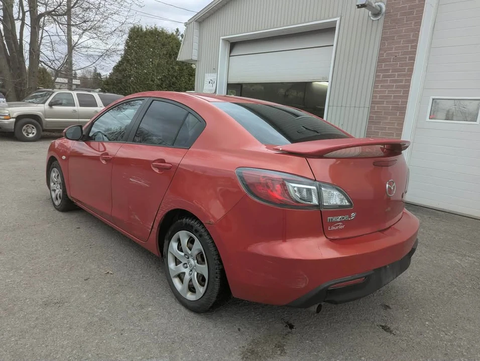 2010 Mazda Mazda 3 2nd Gen - Image 7 of 13