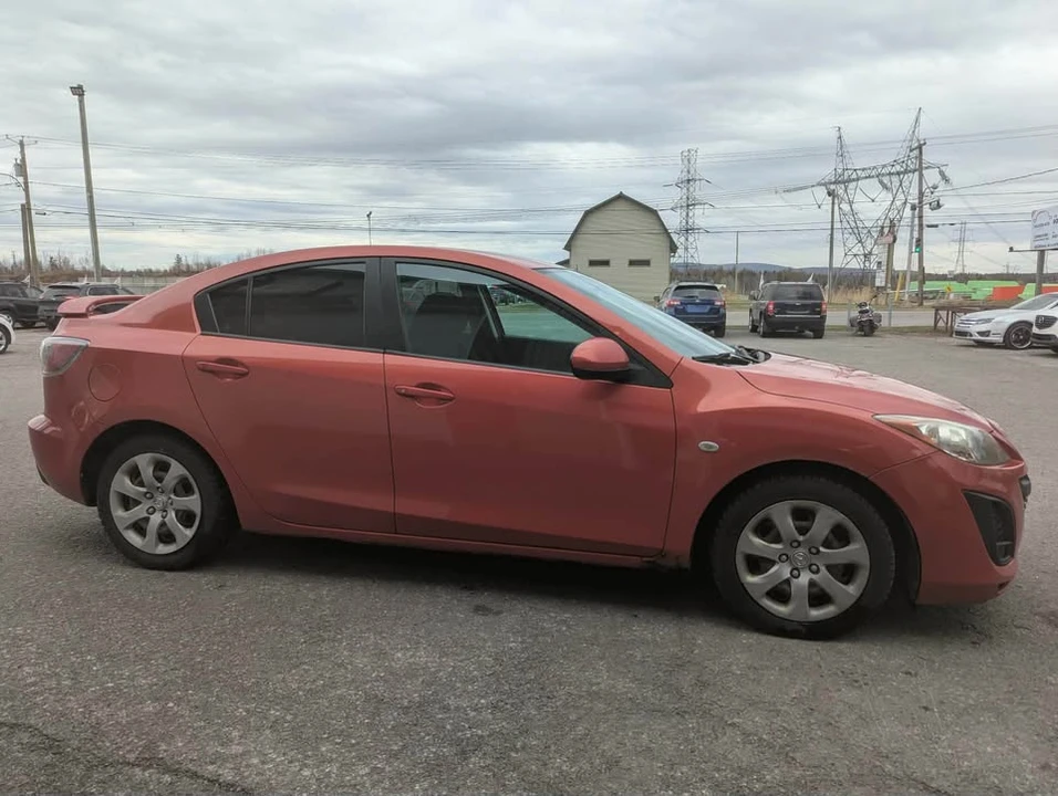 2010 Mazda Mazda 3 2nd Gen - Image 4 of 13