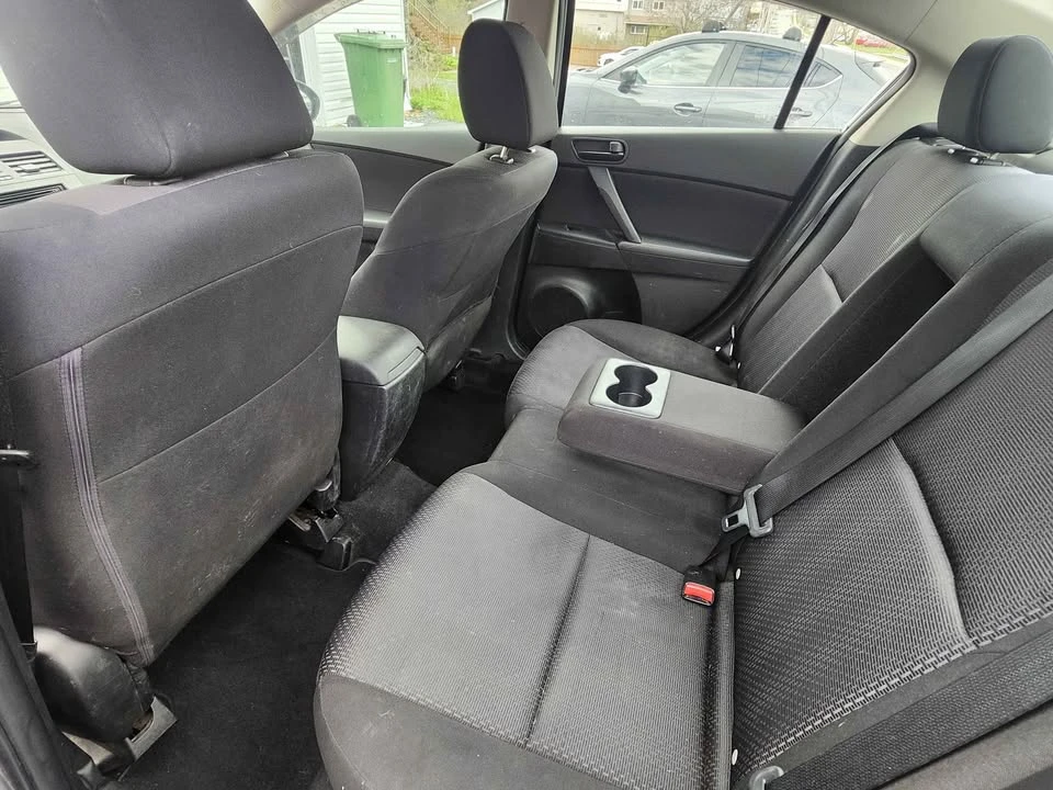 2010 Mazda Mazda 3 2nd Gen - Image 5 of 8