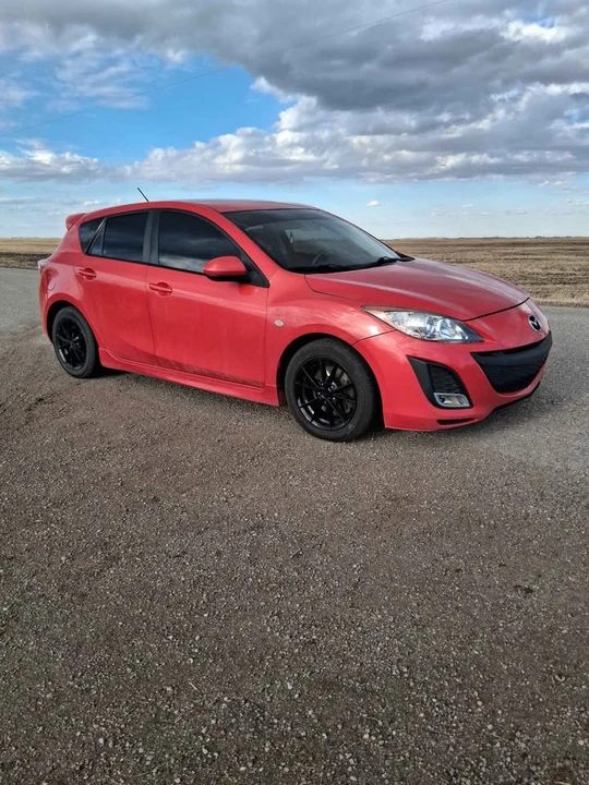 2010 Mazda Mazda 3 2nd Gen - Image 2 of 4