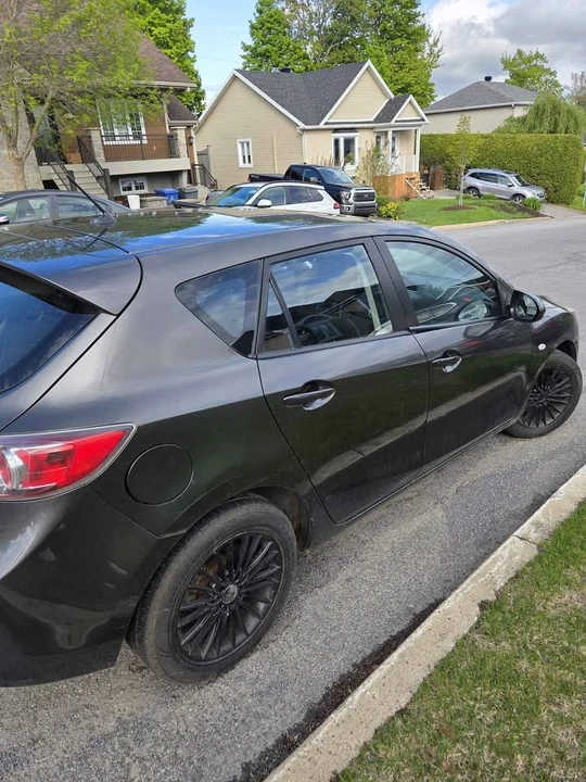 2010 Mazda Mazda 3 2nd Gen - Image 3 of 9