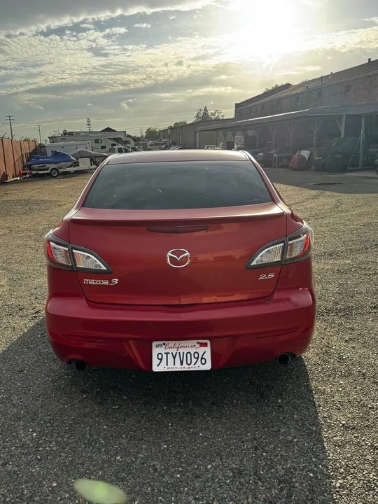 2010 Mazda Mazda 3 2nd Gen - Image 2 of 9