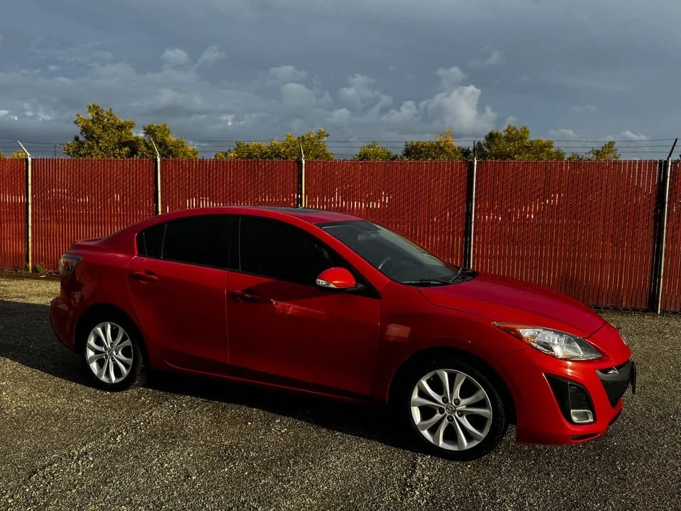 2010 Mazda Mazda 3 2nd Gen - Image 3 of 9