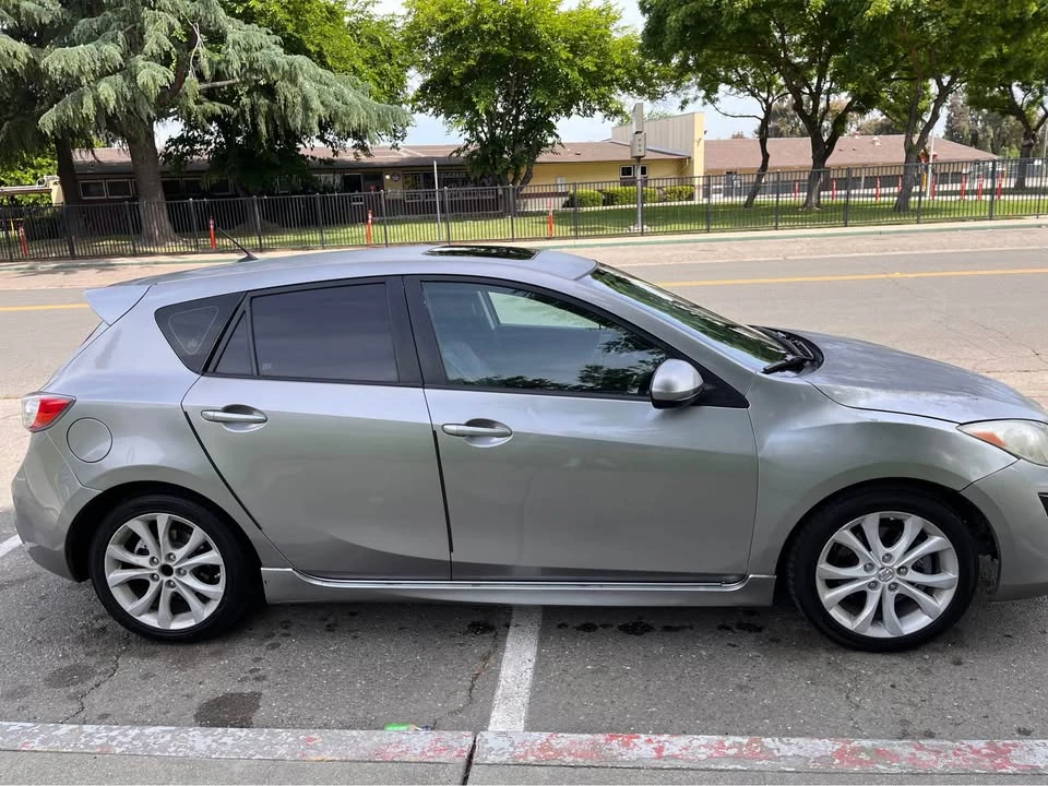 2010 Mazda Mazda 3 2nd Gen - Image 2 of 7