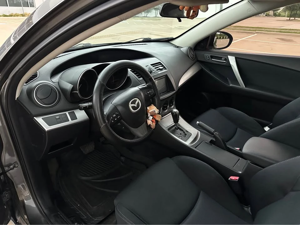2010 Mazda Mazda 3 2nd Gen - Image 8 of 11