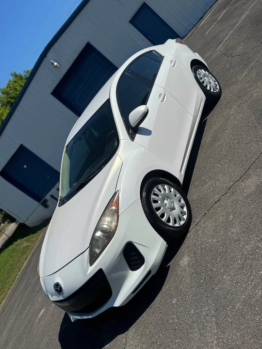 2010 Mazda Mazda 3 2nd Gen - Image 2 of 18