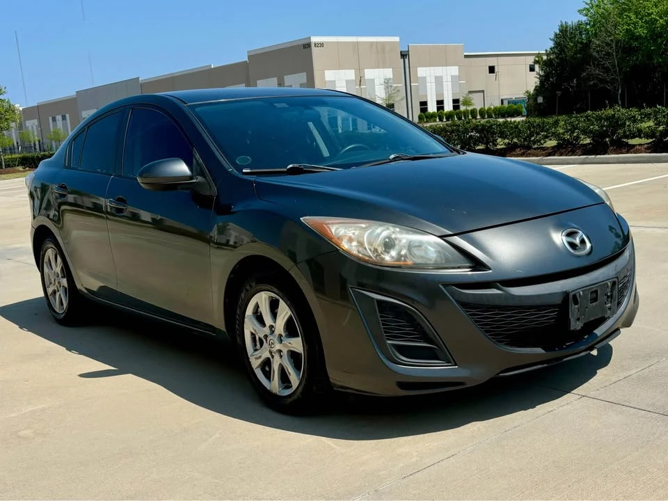 2010 Mazda Mazda 3 2nd Gen - Image 2 of 9