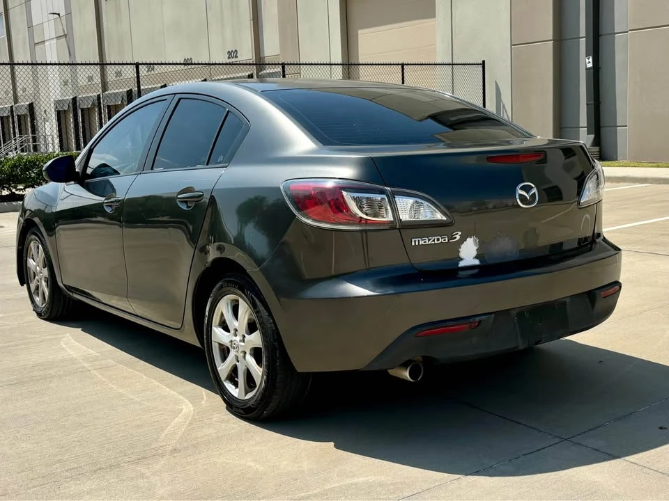 2010 Mazda Mazda 3 2nd Gen - Image 3 of 9