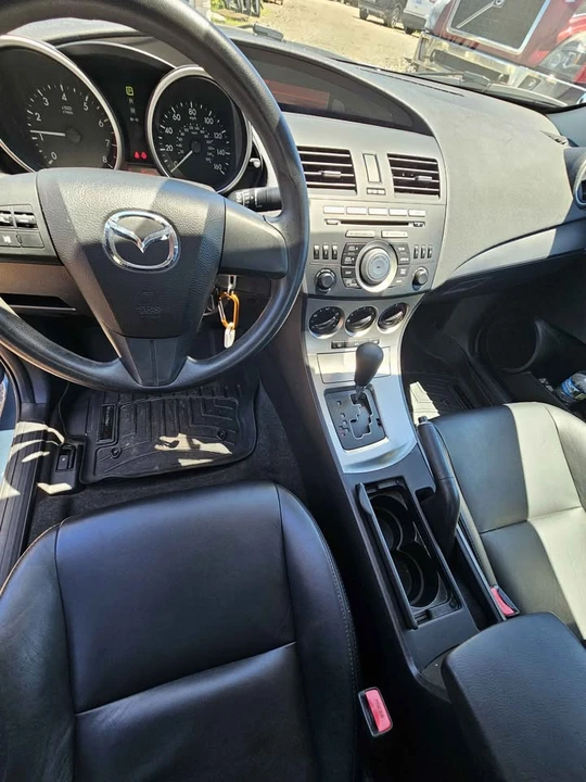 2010 Mazda Mazda 3 2nd Gen - Image 6 of 12