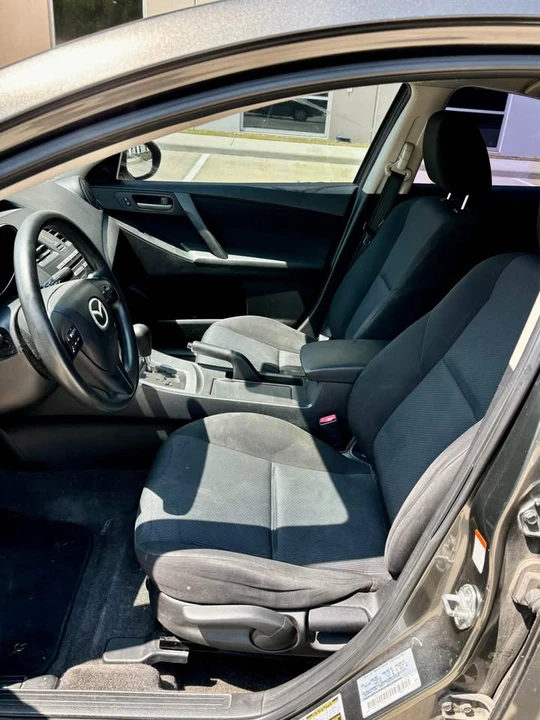 2010 Mazda Mazda 3 2nd Gen - Image 6 of 9