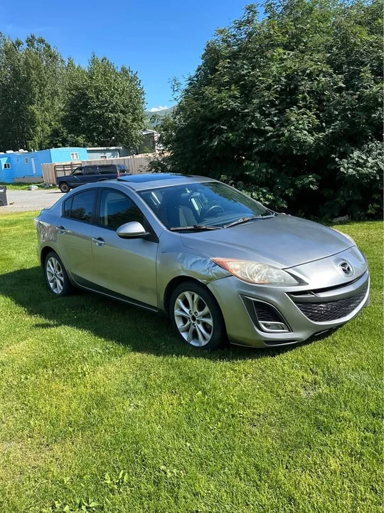 2010 Mazda Mazda 3 2nd Gen - Image 2 of 11