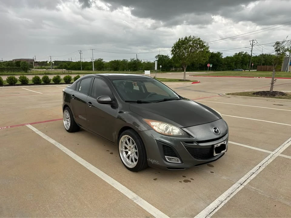 2010 Mazda Mazda 3 2nd Gen - Image 3 of 13