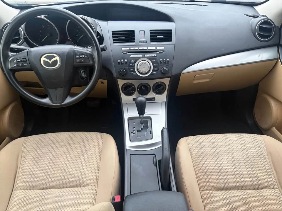 2010 Mazda Mazda 3 2nd Gen - Image 9 of 12