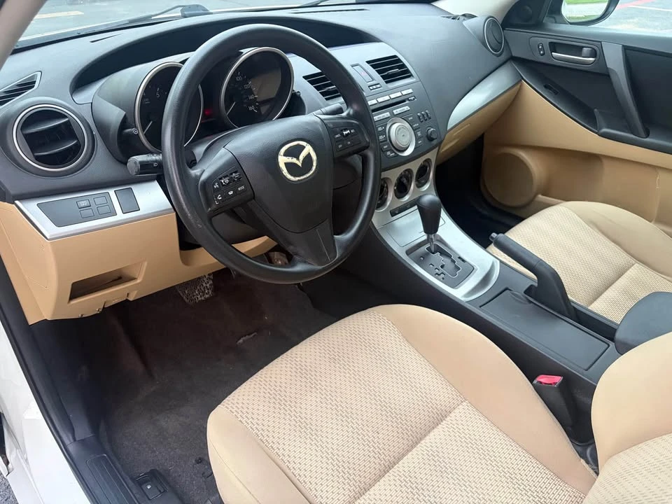 2010 Mazda Mazda 3 2nd Gen - Image 7 of 12