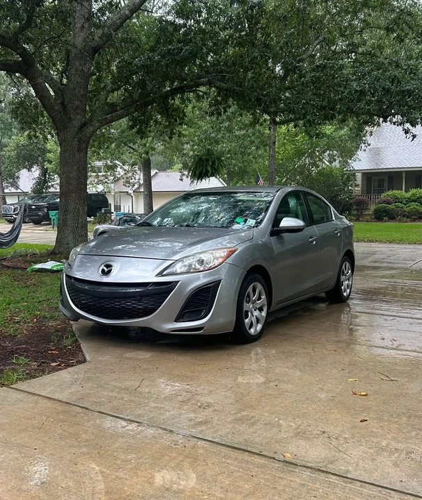 2010 Mazda Mazda 3 2nd Gen - Image 2 of 20