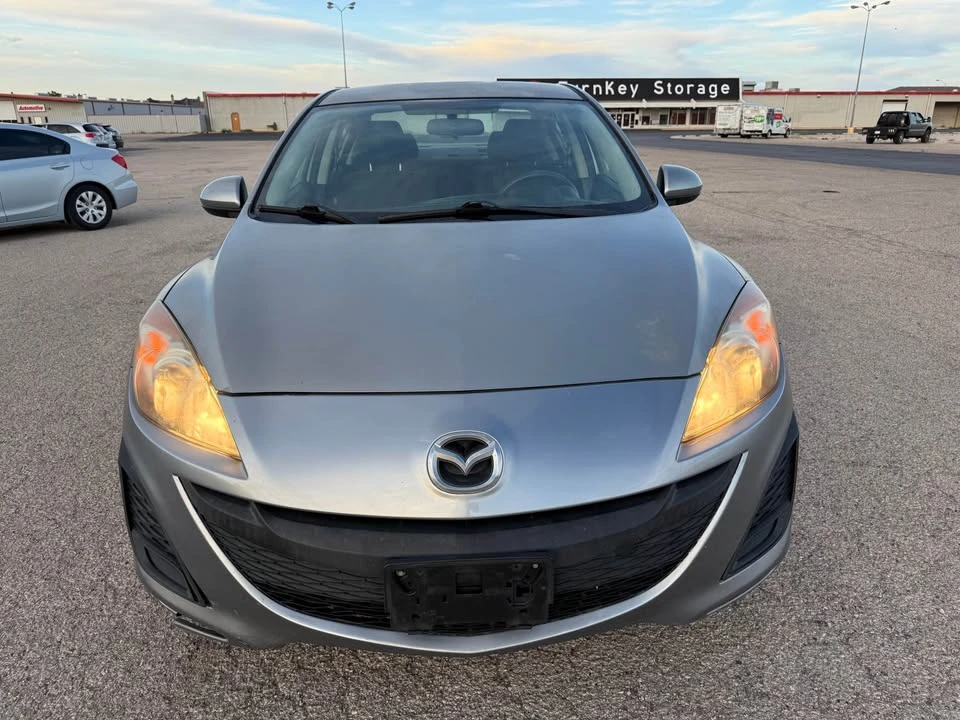 2010 Mazda Mazda 3 2nd Gen - Image 3 of 20
