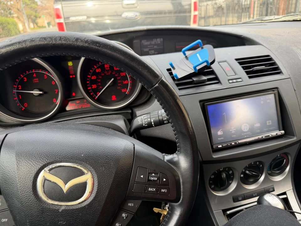 2010 Mazda Mazda 3 2nd Gen - Image 5 of 8