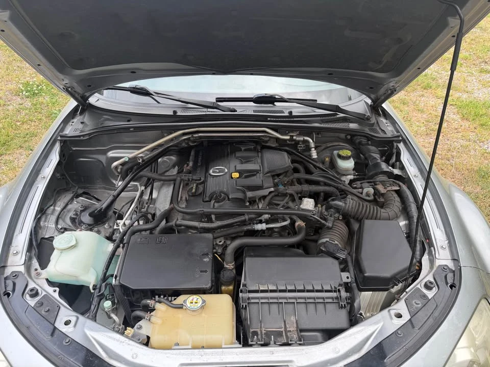 2010 Mazda NC MX-5 Miata - Image 11 of 12