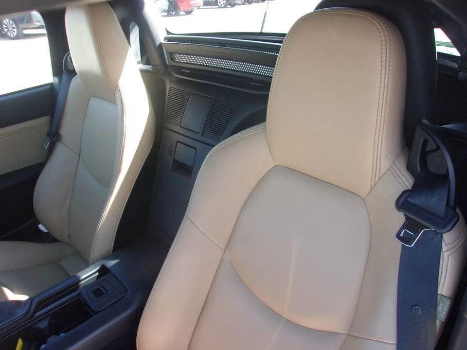 2010 Mazda NC MX-5 Miata - Image 13 of 19