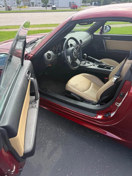 2010 Mazda NC MX-5 Miata - Image 10 of 20