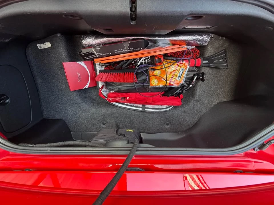 2010 Mazda NC MX-5 Miata - Image 17 of 18