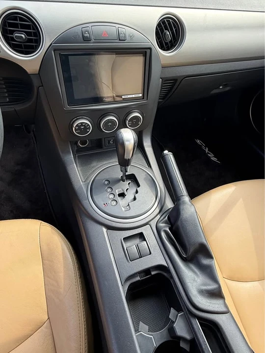2010 Mazda NC MX-5 Miata - Image 14 of 20