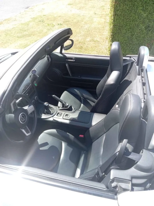 2010 Mazda NC MX-5 Miata - Image 6 of 6