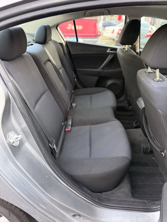 2010 Mazda Mazda 3 2nd Gen - Image 15 of 18