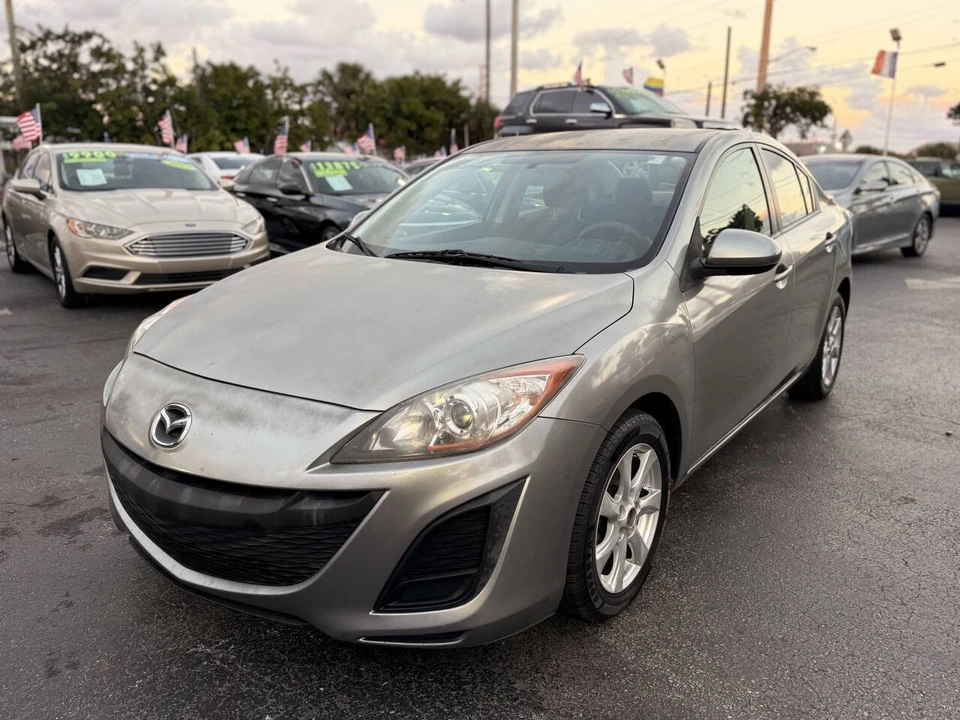 2010 Mazda Mazda 3 2nd Gen - Image 3 of 18