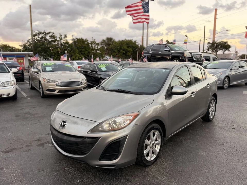 2010 Mazda Mazda 3 2nd Gen - Image 2 of 18