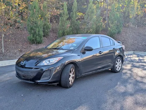 2010 Mazda MAZDA3 i Touring Sedan 4D