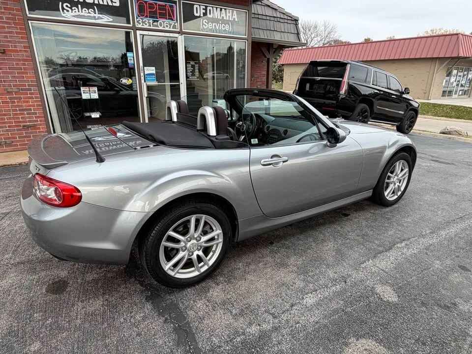 2010 Mazda NC MX-5 Miata - Image 3 of 18