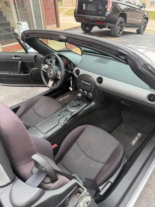 2010 Mazda NC MX-5 Miata - Image 14 of 18