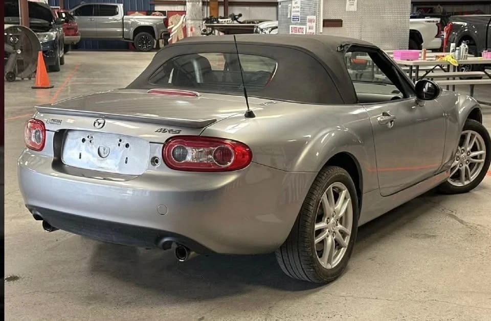2010 Mazda NC MX-5 Miata - Image 4 of 14